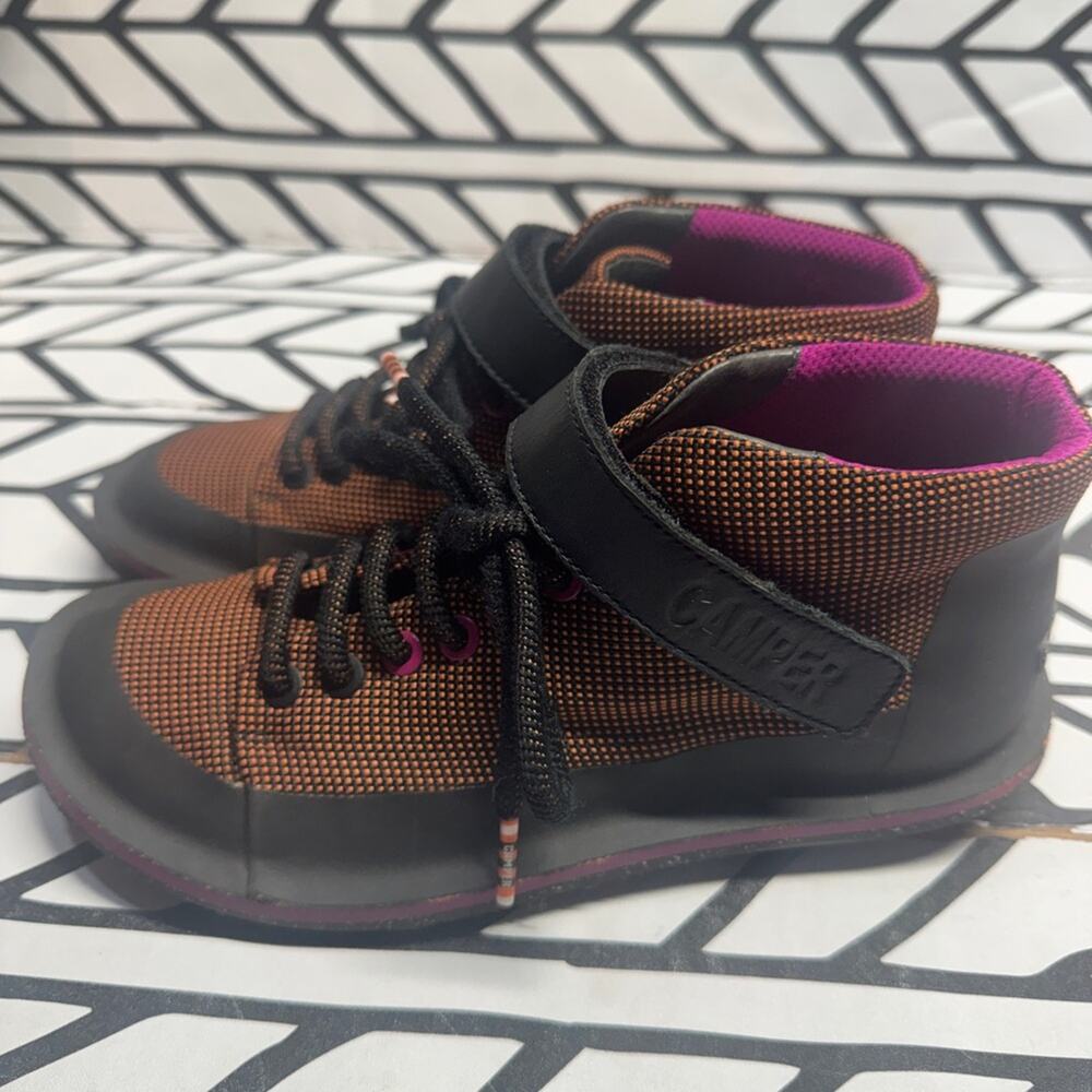 Camper Beetle Ankle Boot in size 35 = US 5